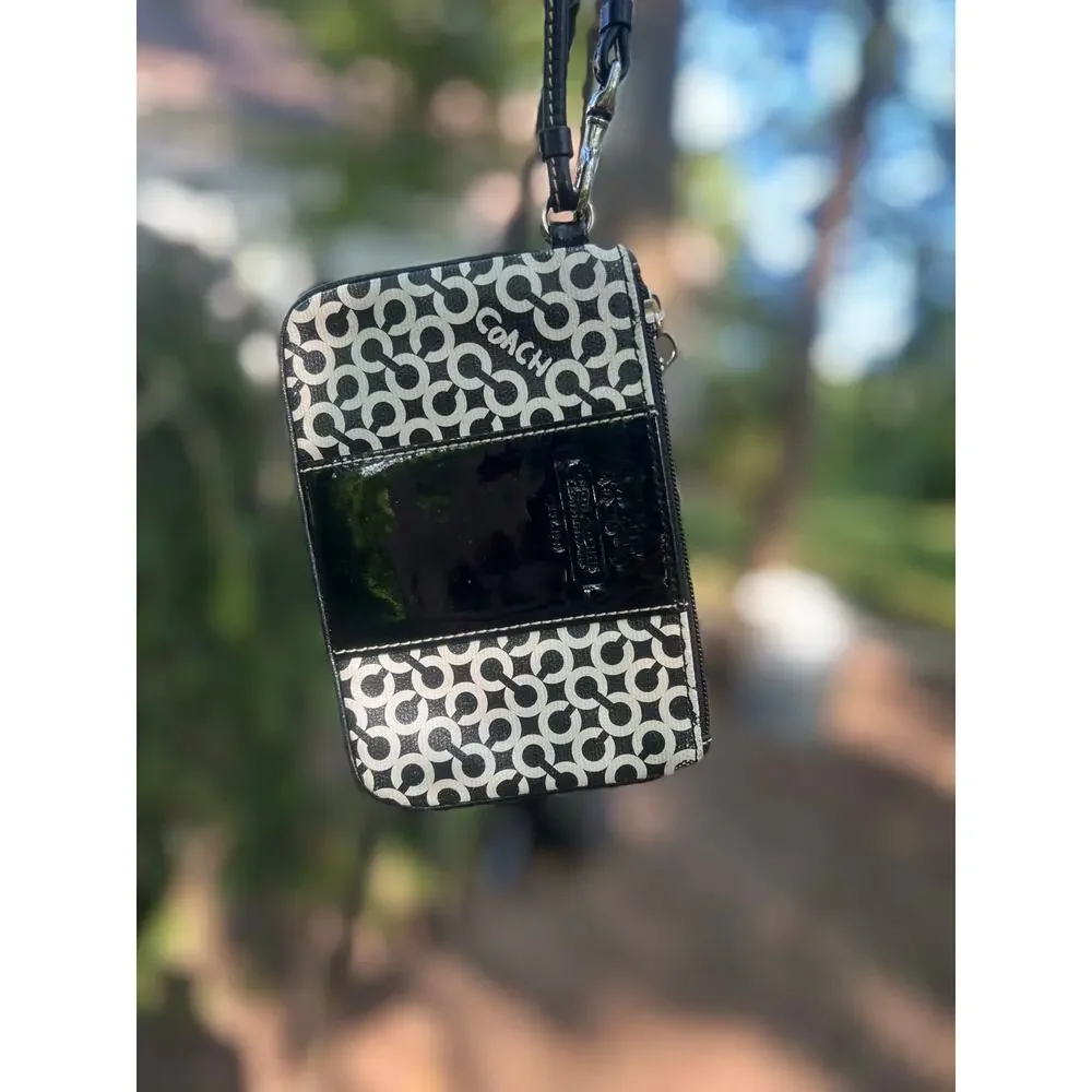 COACH Black & White Wristlet